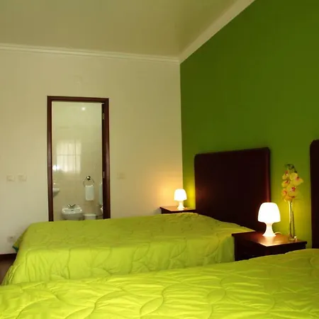 Residencial Stª Joana בית הארחה אבאירו