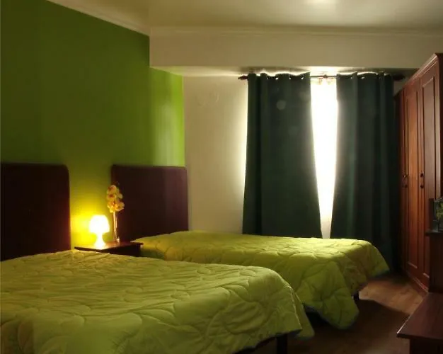 Residencial Stª Joana אבאירו